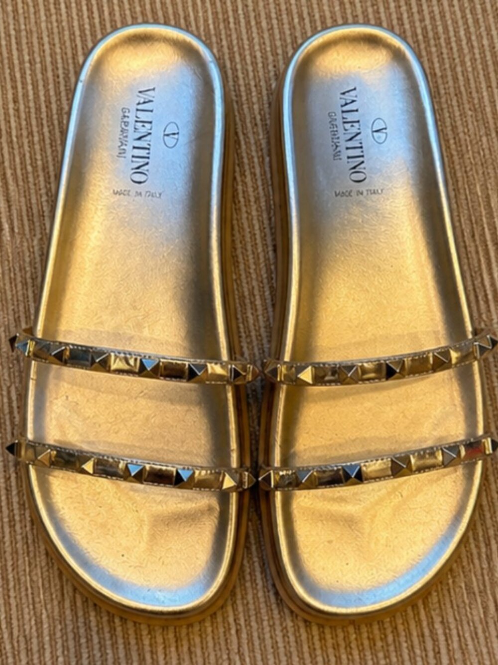 Valentino Garavani Rockstud Gold Slide Sandals | Size 41 | Made in Italy